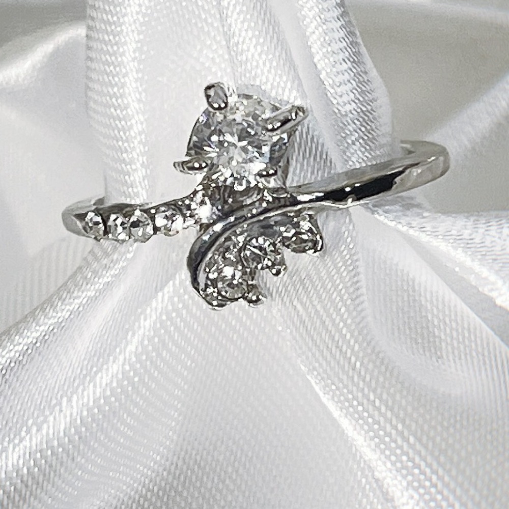 Elegant Sterling Silver CZ Ring